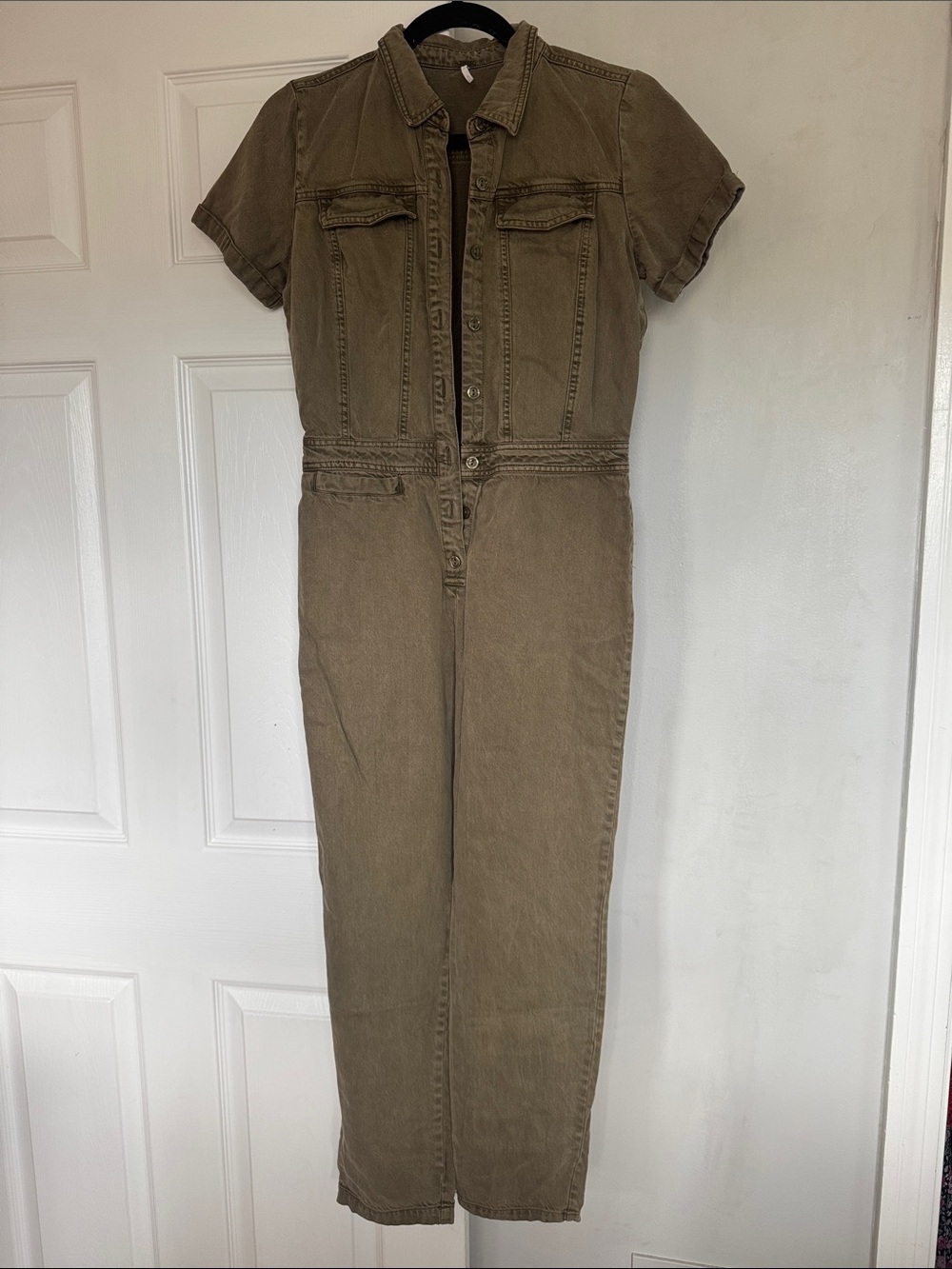 Short-Sleeve Utility Jumpsuit in Olive